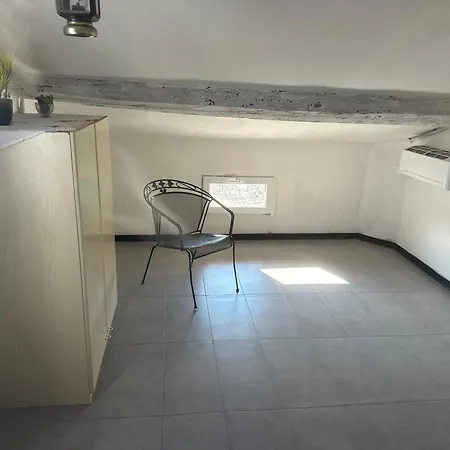 Guest house K.tripla *